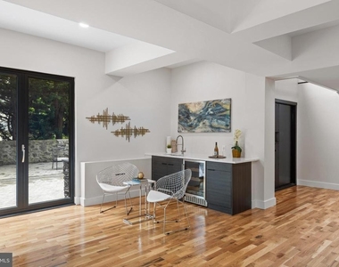 354 Winding Way - Photo Thumbnail 16