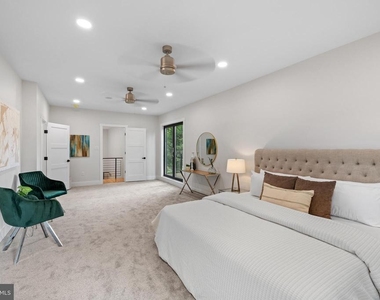 354 Winding Way - Photo Thumbnail 34