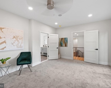 354 Winding Way - Photo Thumbnail 35