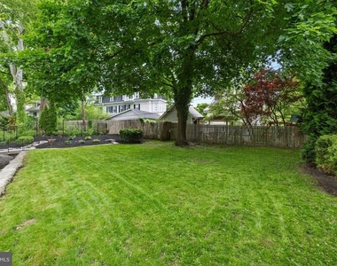 354 Winding Way - Photo Thumbnail 95