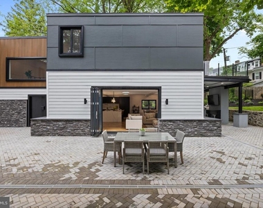 354 Winding Way - Photo Thumbnail 21