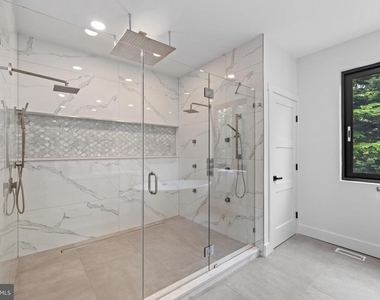 354 Winding Way - Photo Thumbnail 40