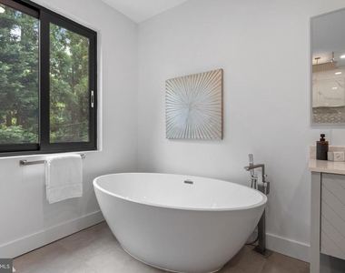 354 Winding Way - Photo Thumbnail 42