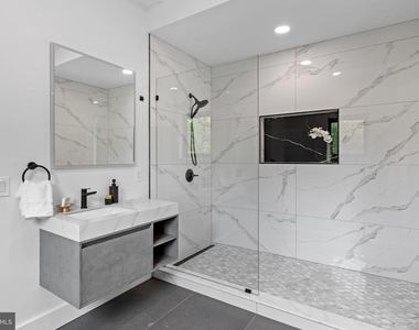 354 Winding Way - Photo Thumbnail 75