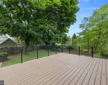 354 Winding Way - Photo Thumbnail 48