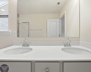 1401 Addison Lake Street - Photo Thumbnail 31