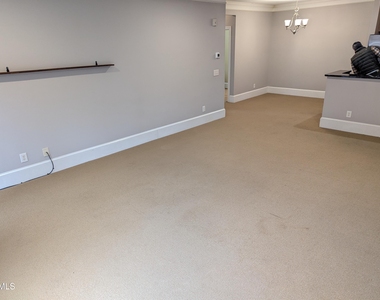 401 Finsbury Street - Photo Thumbnail 5