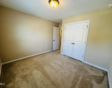 705 Keystone Park Drive - Photo Thumbnail 16