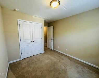705 Keystone Park Drive - Photo Thumbnail 14
