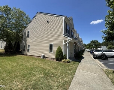 705 Keystone Park Drive - Photo Thumbnail 1