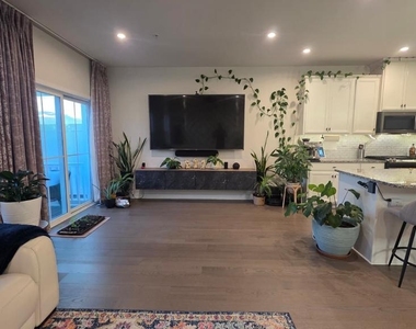 252 Chase Drive - Photo Thumbnail 11