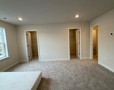 612 Brass Ln - Photo Thumbnail 17