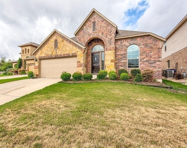 521 Walsh Hill Trl - Photo Thumbnail 2
