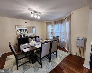 498 Palmer Farm Drive - Photo Thumbnail 4