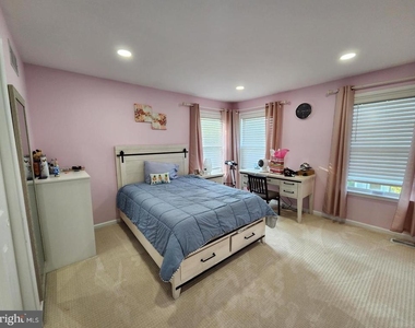 498 Palmer Farm Drive - Photo Thumbnail 10