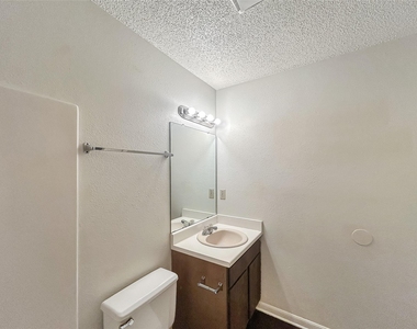 2008 Alex Ave - Photo Thumbnail 14