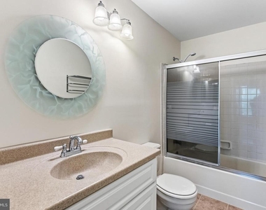 96 Willow Ct - Photo Thumbnail 12