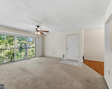 96 Willow Ct - Photo Thumbnail 4