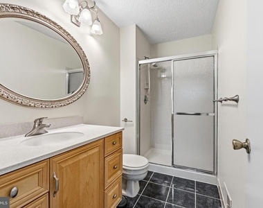 96 Willow Ct - Photo Thumbnail 9