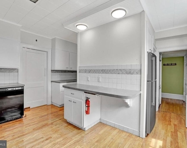 121 Kensington Avenue - Photo Thumbnail 12