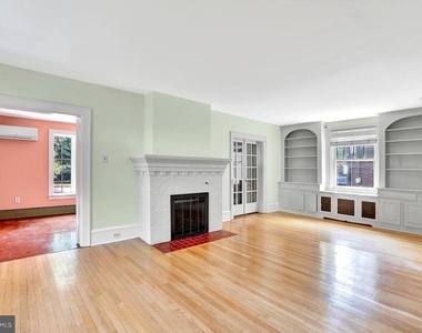 121 Kensington Avenue - Photo Thumbnail 4