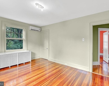 121 Kensington Avenue - Photo Thumbnail 17