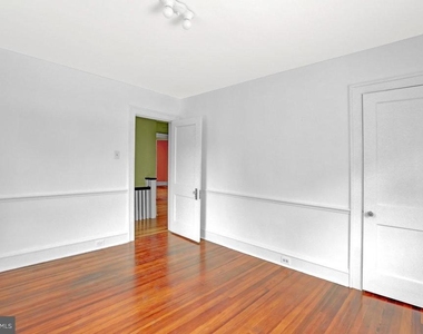 121 Kensington Avenue - Photo Thumbnail 19