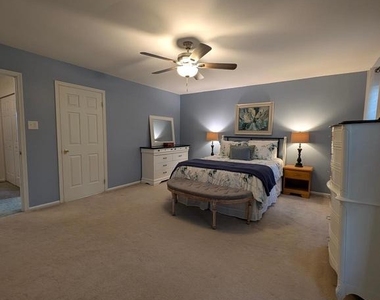 609 Hartland Court - Photo Thumbnail 21
