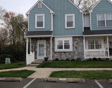 609 Hartland Court - Photo Thumbnail 2