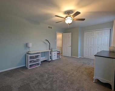 609 Hartland Court - Photo Thumbnail 25