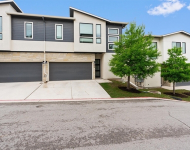 2050 Lohmans Spur Rd Unit 804 - Photo Thumbnail 2