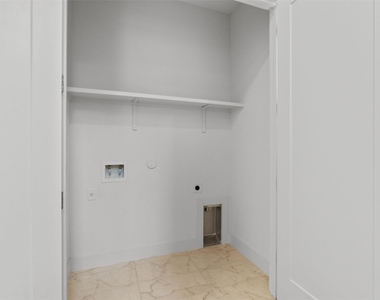 2050 Lohmans Spur Rd Unit 804 - Photo Thumbnail 10