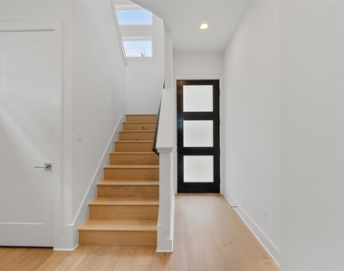 2050 Lohmans Spur Rd Unit 804 - Photo Thumbnail 3