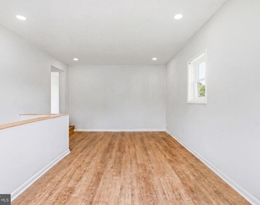 1286 Glassboro Road - Photo Thumbnail 17