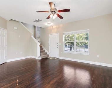 6011 Fairway St - Photo Thumbnail 13