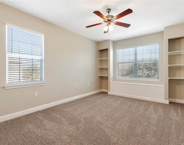 6011 Fairway St - Photo Thumbnail 21