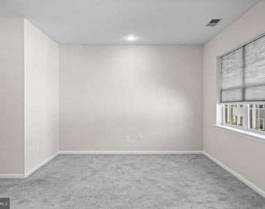 2007 Grandstand Way - Photo Thumbnail 24