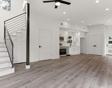 8507 Hathaway Dr - Photo Thumbnail 35