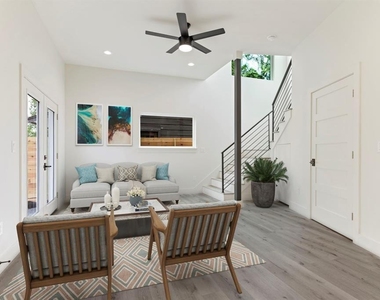 8507 Hathaway Dr - Photo Thumbnail 8