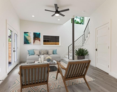 8507 Hathaway Dr - Photo Thumbnail 9