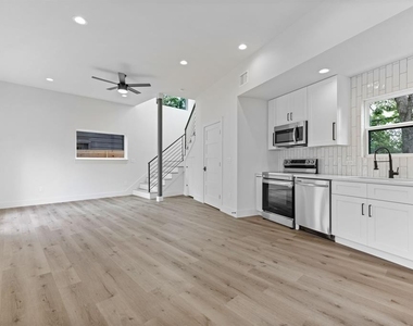8507 Hathaway Dr - Photo Thumbnail 32