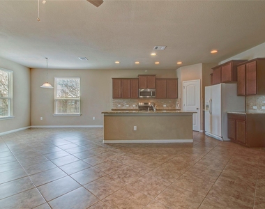 225 Deep Creek Dr - Photo Thumbnail 14