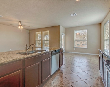 225 Deep Creek Dr - Photo Thumbnail 13
