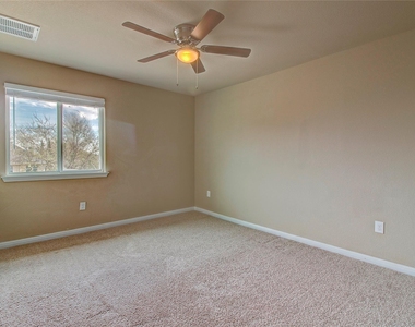 225 Deep Creek Dr - Photo Thumbnail 28