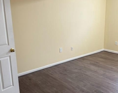 17622 Slate Way - Photo Thumbnail 18