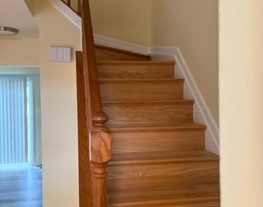 17622 Slate Way - Photo Thumbnail 4