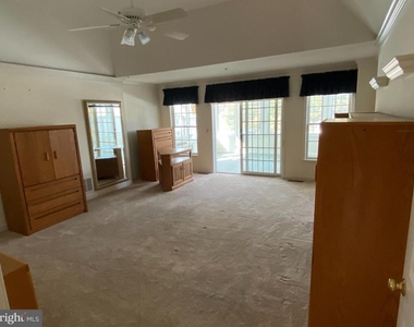 28498 Sawgrass Court - Photo Thumbnail 19