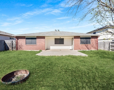 210 Mesquite Cir - Photo Thumbnail 22