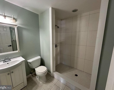 15006 Nebraska Lane - Photo Thumbnail 24