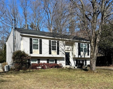 15006 Nebraska Lane - Photo Thumbnail 2